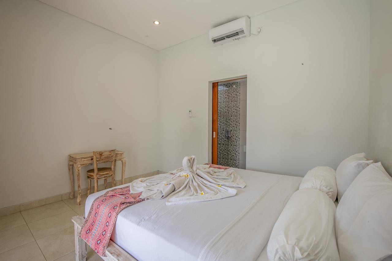 Aghasvina Guest House Canggu Buitenkant foto